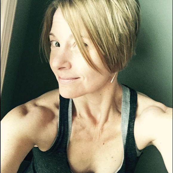 Meet your Posher, Winnie - Picture 1 of 1